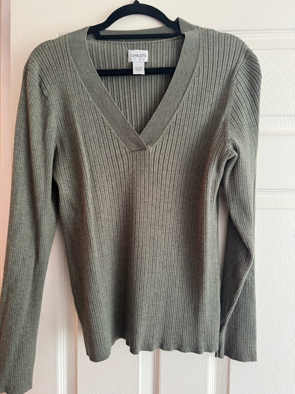 Chico's Olive Ribbed V-Neck Pullover Sweater